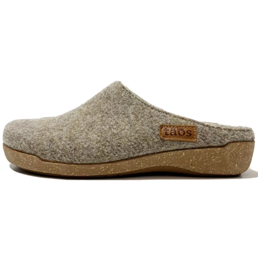 Taos Women's Woollery Clogs In Warm Sand Size 9/39